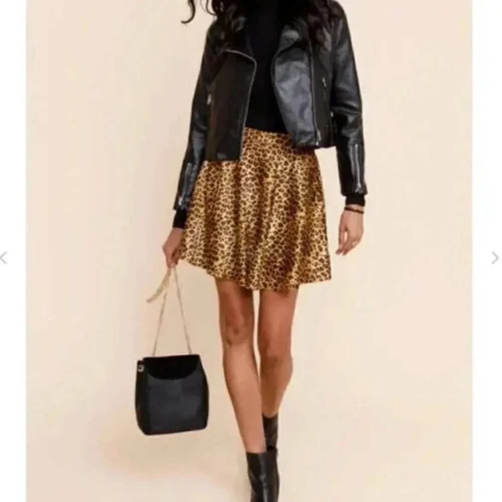 Leopard Print Skirt - Like New Condition - Size S